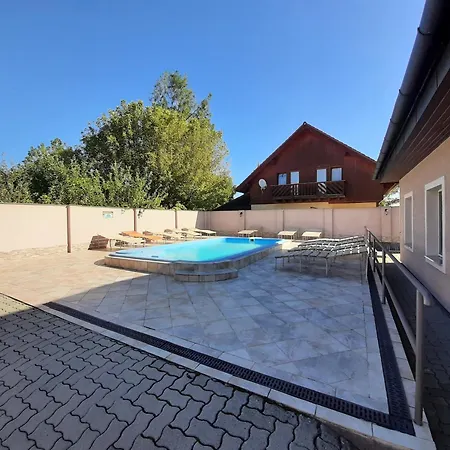 8 Feroehelyes Lägenhet Balatonlelle