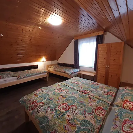 Lägenhet 8 Feroehelyes *